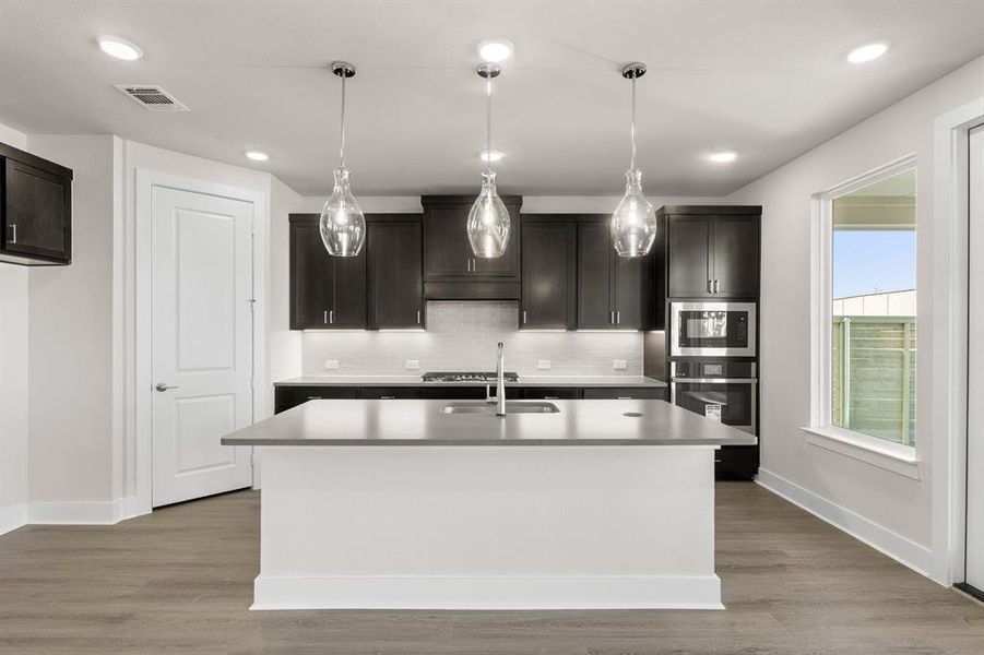 11740 Edgewood-Kitchen-2