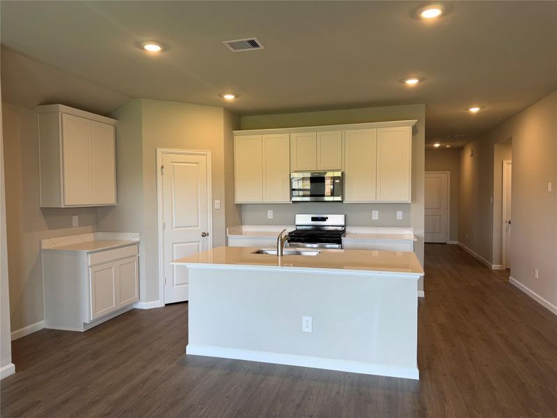 Furnished interior view inside a new home in Liberty Village, Brenham (Image 4). Furnished interior view inside a new home in Liberty Village, Brenham (Image 4).