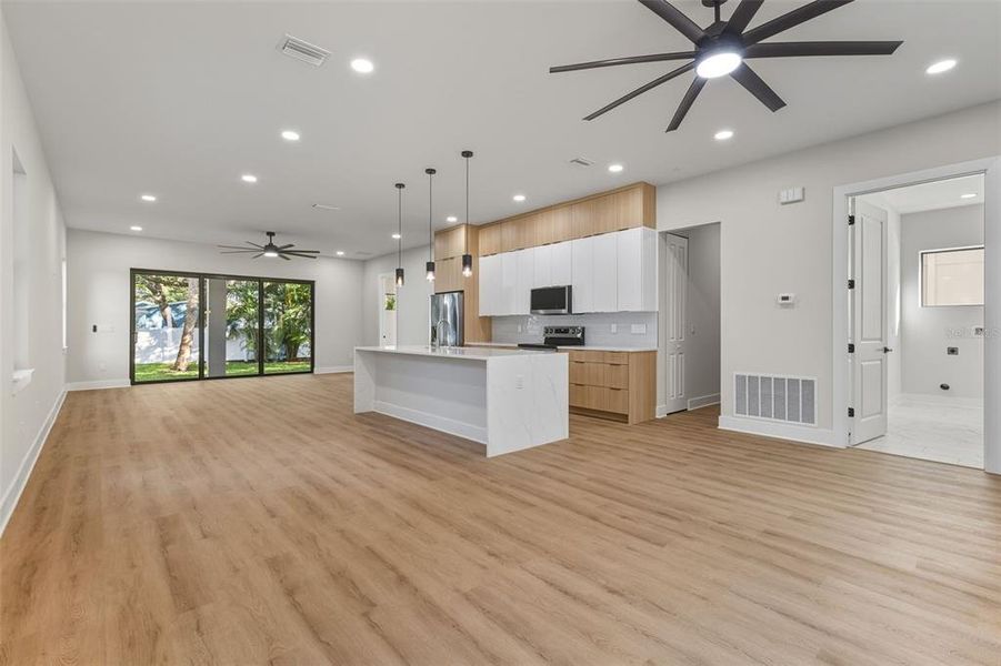 Image 48 of a home in .