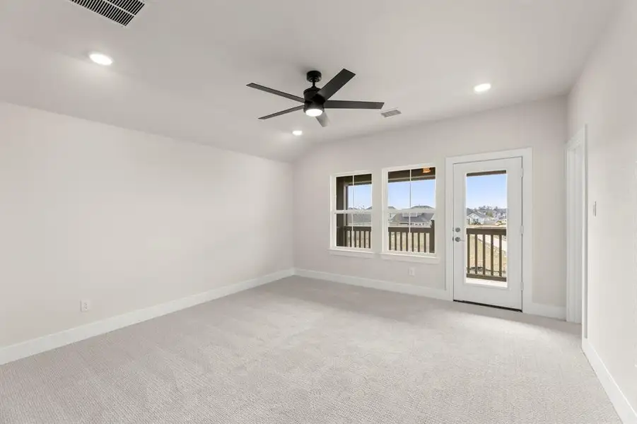 18. 3136 Lenton - Primary