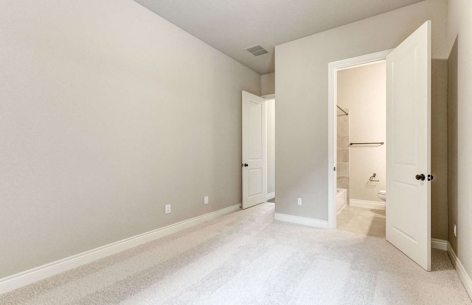 Spacious, unfurnished interior of a new home in Bridgeland 60′, Cypress (Image 38). Spacious, unfurnished interior of a new home in Bridgeland 60′, Cypress (Image 38).