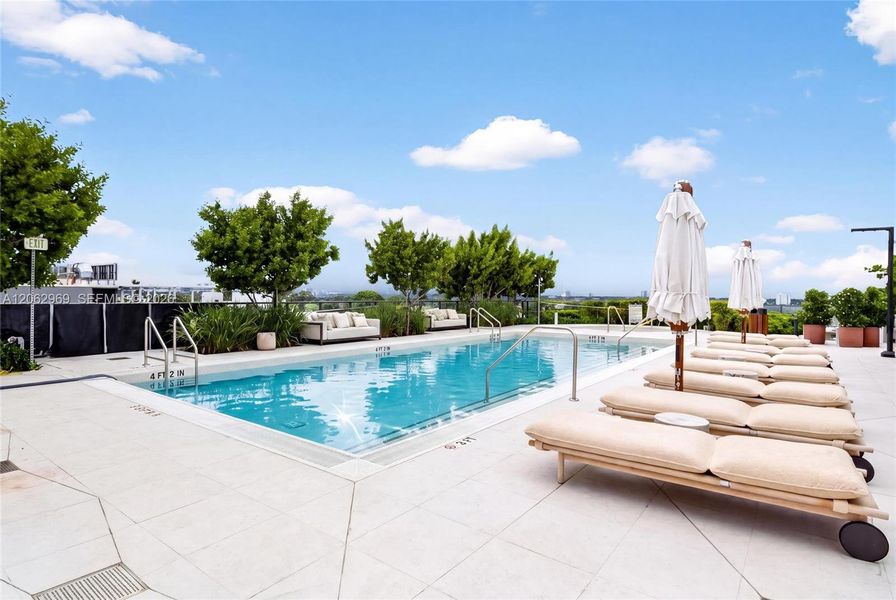 Community amenities in , Bay Harbor Islands (Image 41).