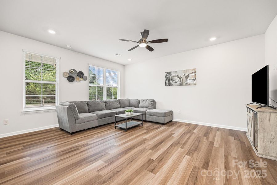 Image 29 of a home in . Image 29 of a home in .