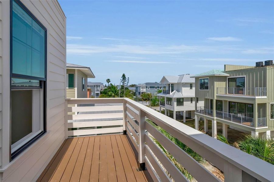 Exterior details and patio area of a home in , Bradenton Beach (Image 25).
