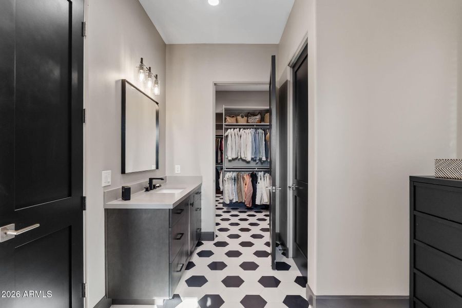 29-Primary Bathroom (2)