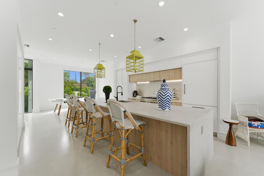 9 Dock St West Palm Beach FL 12