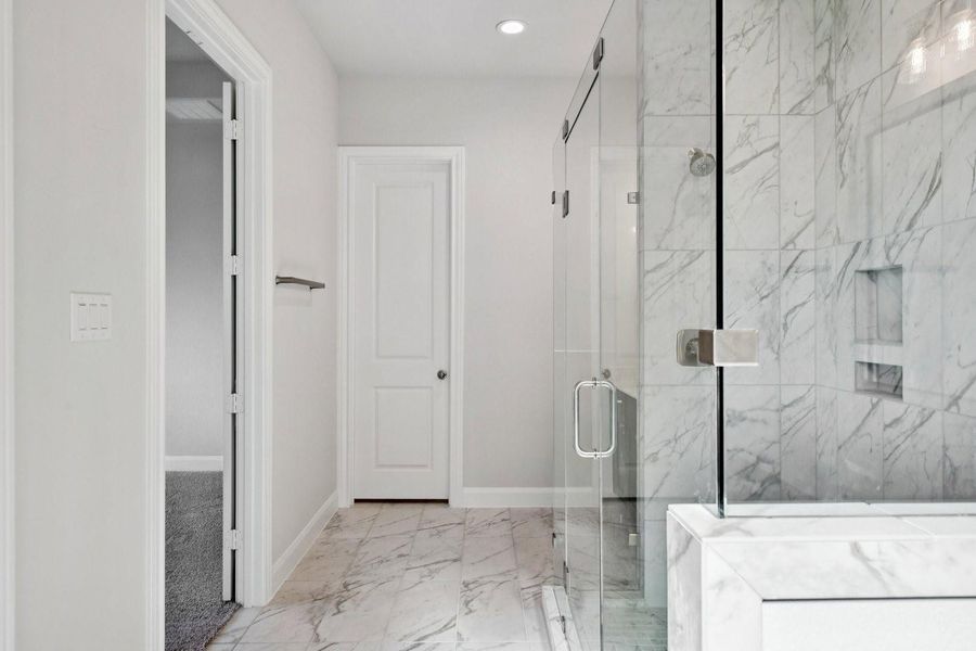 21139 Flowerhorn Bath