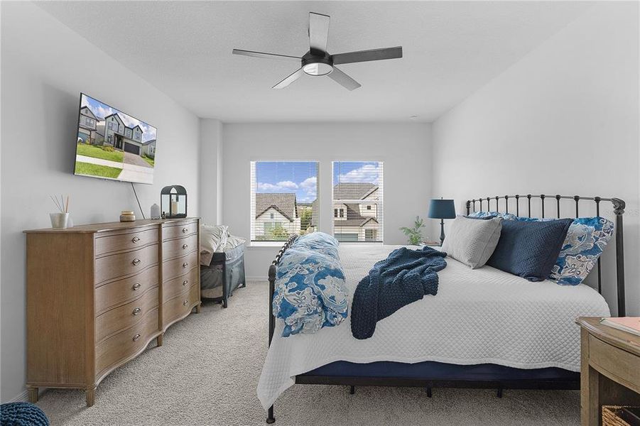 Furnished interior view inside a new home in , Clermont (Image 14).