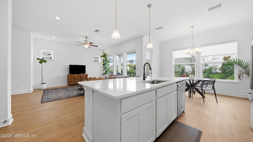 Furnished interior view inside a new home in Seven Pines 40' Front Entry, Jacksonville (Image 34).