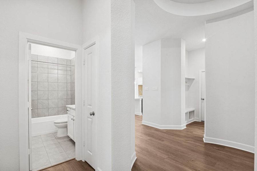 Spacious, unfurnished interior of a new home in Meridiana 55' Homesites, Manvel (Image 24).