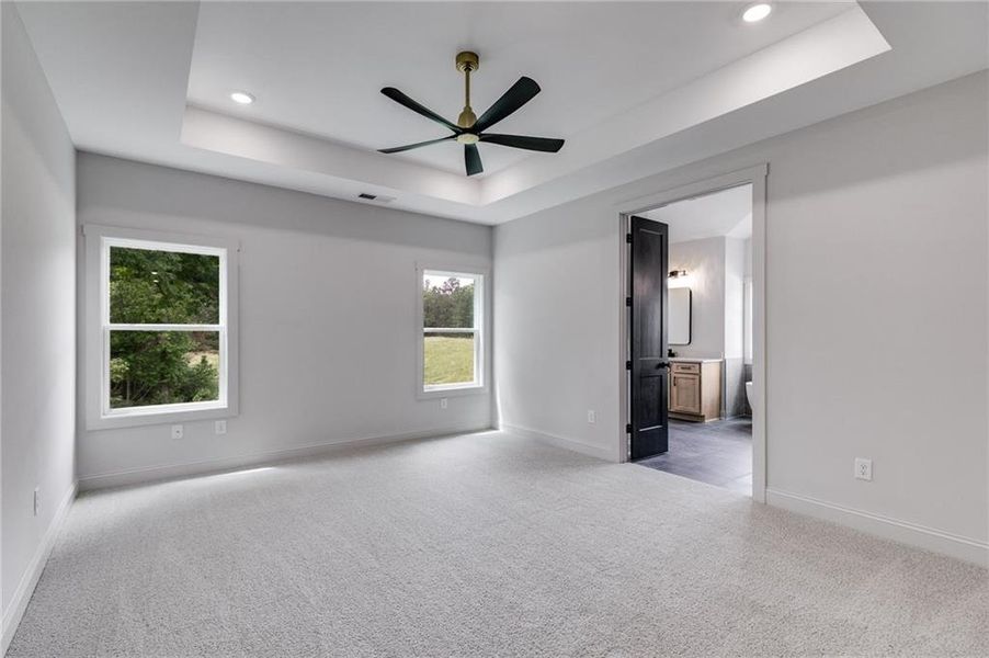 Spacious, unfurnished interior of a new home in The Meadows at Lake Circle, Buchanan (Image 24).