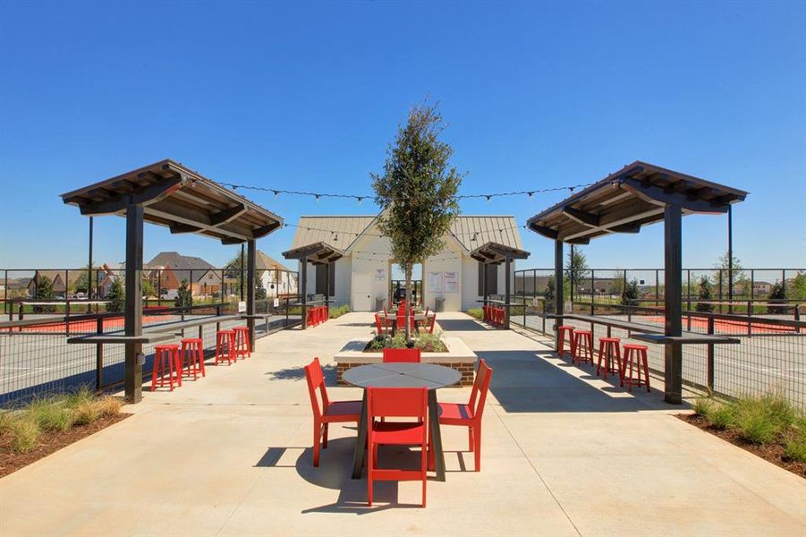 Community amenities in Pecan Square, Northlake (Image 15).