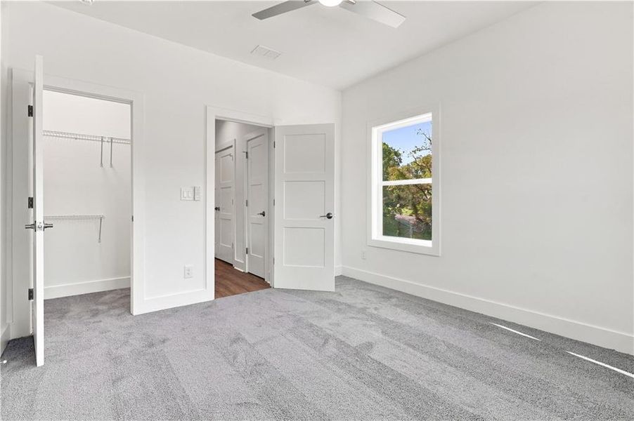 Spacious, unfurnished interior of a new home in , Dahlonega (Image 21).