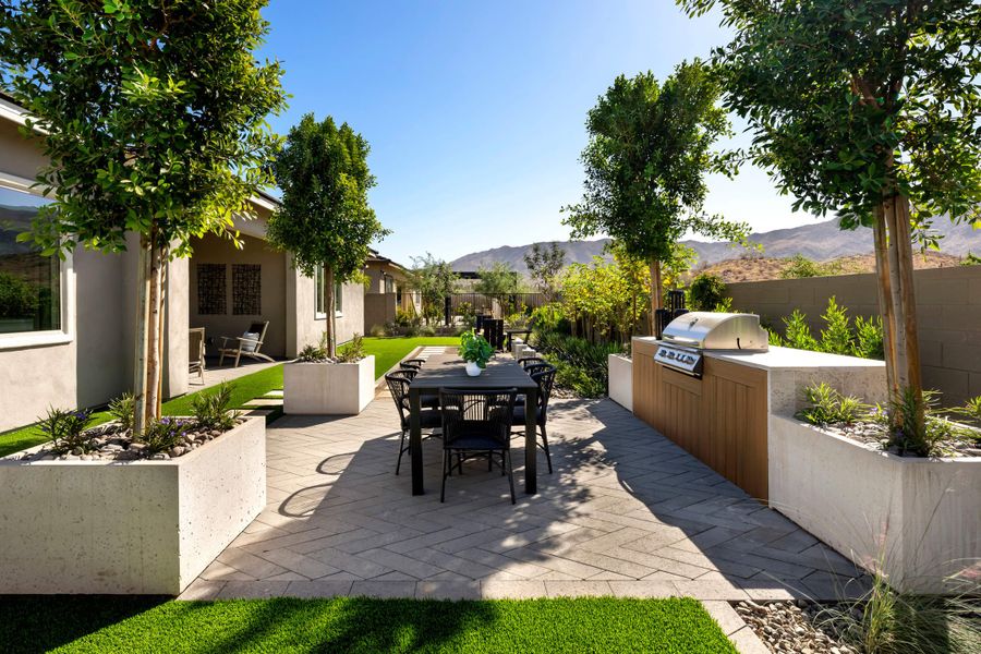 Representative exterior details of a home built from the Spring Plan 50-2 by Tri Pointe Homes in Whispering Hills, Laveen (Image 3).