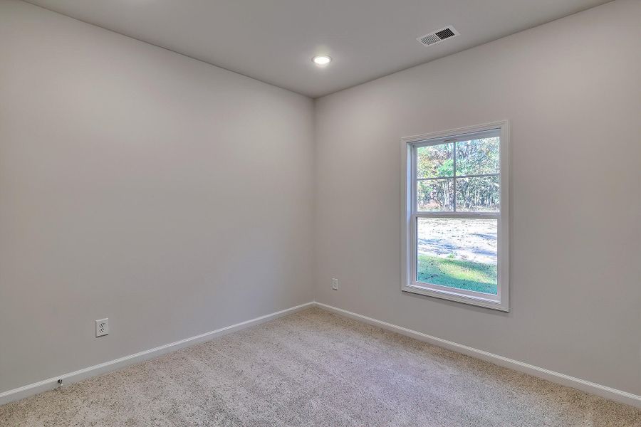 Spacious, unfurnished interior of a new home in , Orangeburg (Image 20).