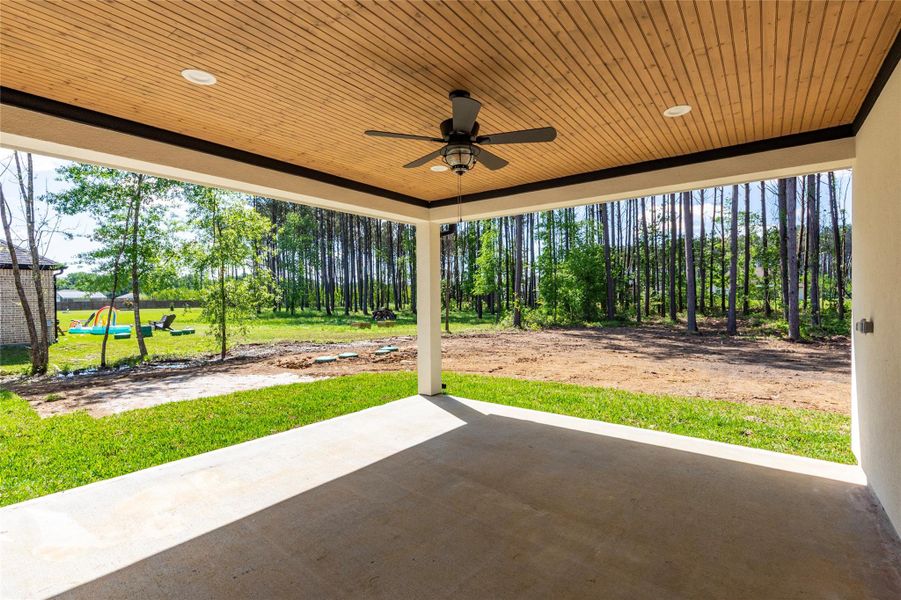 Exterior details and patio area of a home in , Dayton (Image 27).