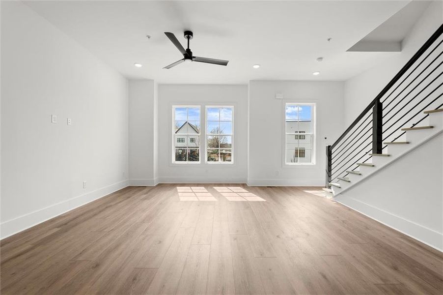 Spacious, unfurnished interior of a new home in , Alpharetta (Image 31).