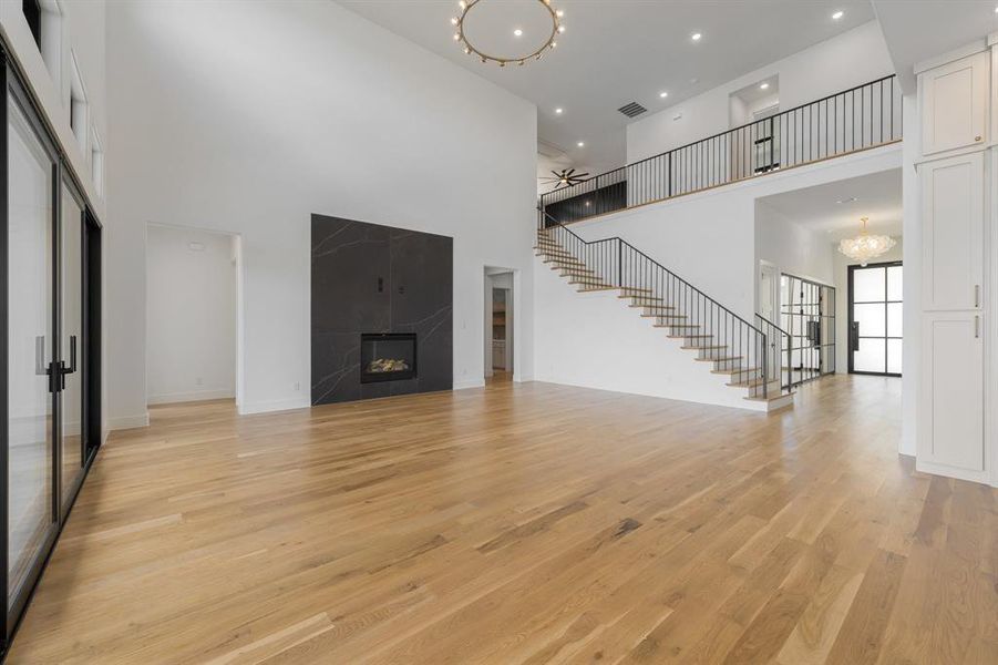 Spacious, unfurnished interior of a new home in The Resort on Eagle Mt. Lake, Fort Worth (Image 25). Spacious, unfurnished interior of a new home in The Resort on Eagle Mt. Lake, Fort Worth (Image 25).
