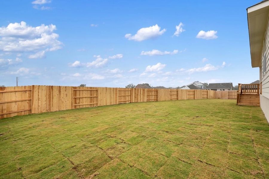 Exterior details and patio area of a home in Berry Creek Highlands, Georgetown (Image 26).