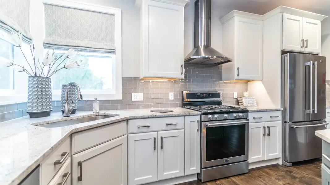 Representative furnished interior of a home built from the The Yorkshire by Norfolk Homes in Offsite Builds Southern Michigan, Ann Arbor (Image 19).