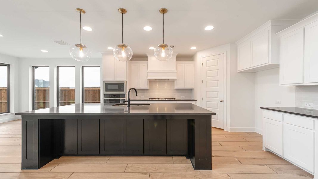 Furnished interior view inside a new home in Cambridge Crossing, Celina (Image 9).