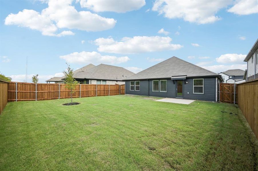 Front exterior of a new home in Lakehaven - Signature Series, Farmersville, TX, highlighting curb appeal (Image 2). Front exterior of a new home in Lakehaven - Signature Series, Farmersville, TX, highlighting curb appeal (Image 2).