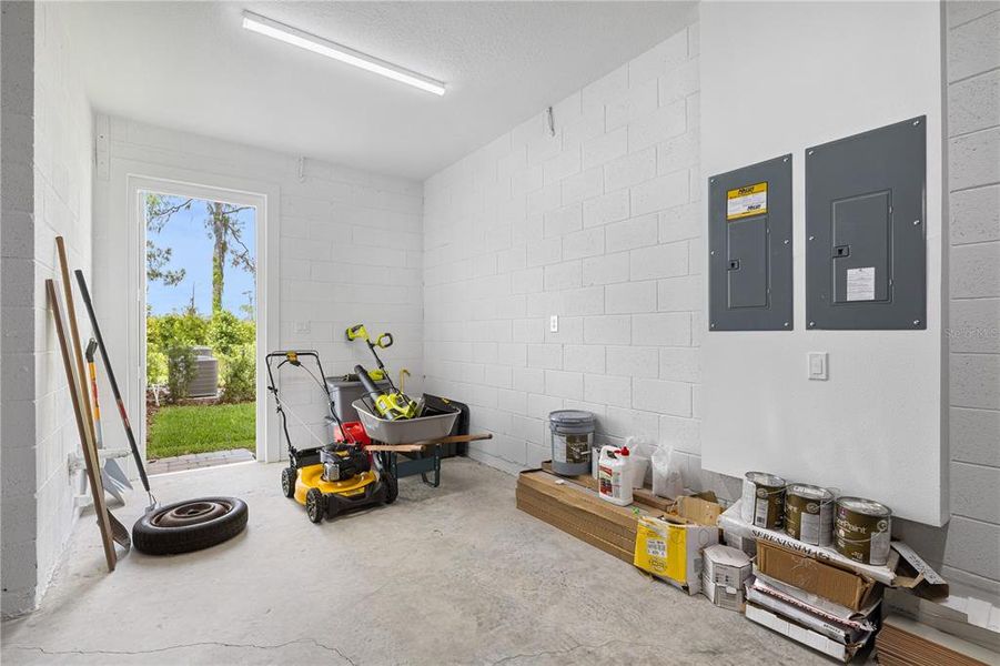 Furnished interior view inside a new home in , Winter Garden (Image 42).