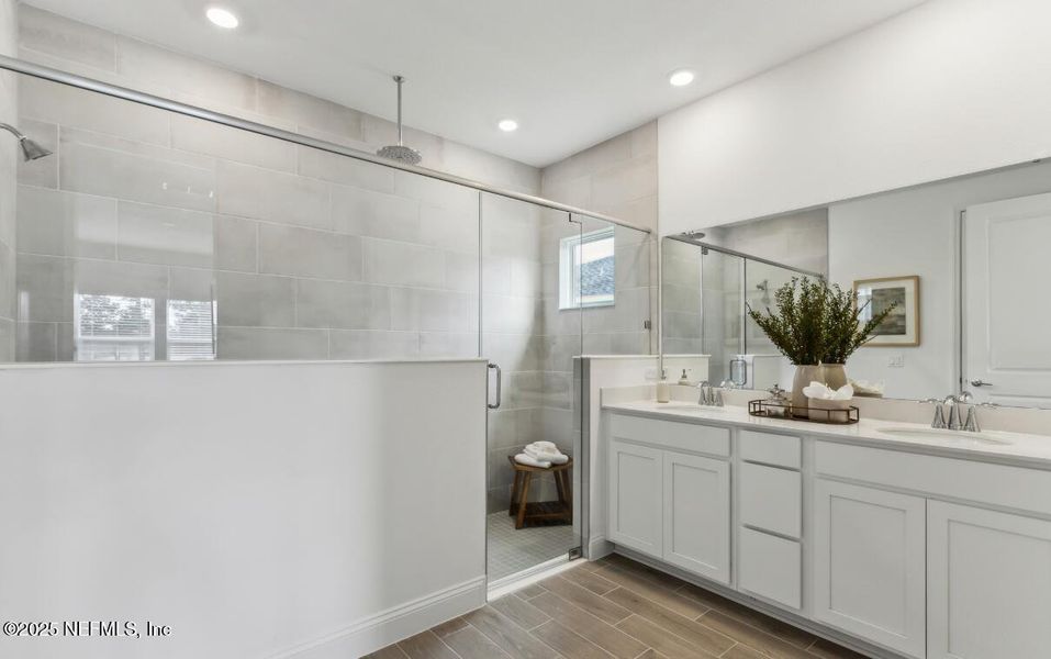 Furnished interior view inside a new home in Edenbrooke at Hyland Trail | 55+: Edenbrooke at Hyland Trail 60s, Green Cove Springs (Image 8).