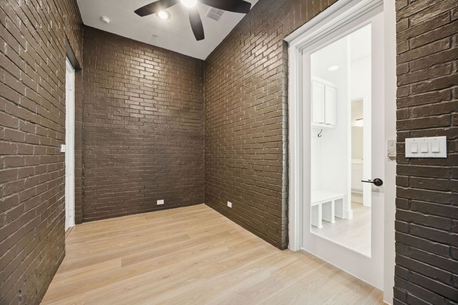 Spacious, unfurnished interior of a new home in Newman Village Townhomes, Frisco (Image 25).