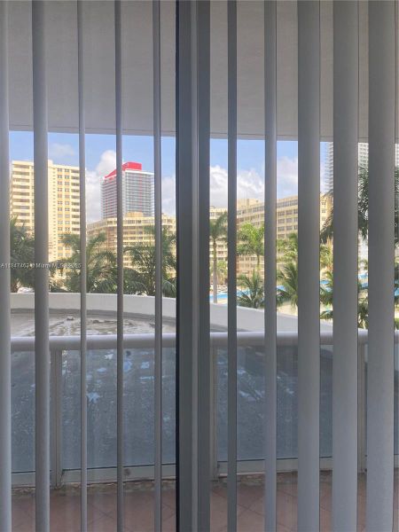 Image 19 of a home in .