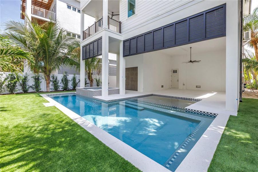 Exterior details and patio area of a home in , Sarasota (Image 3).