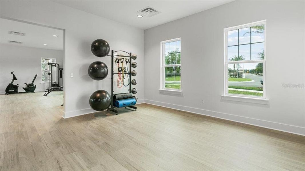 Spacious, unfurnished interior of a new home in Sawmill Branch, Palm Coast (Image 23).