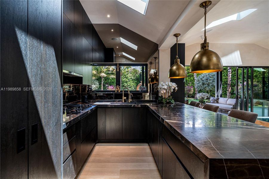 Community amenities in , Miami (Image 61). Community amenities in , Miami (Image 61).