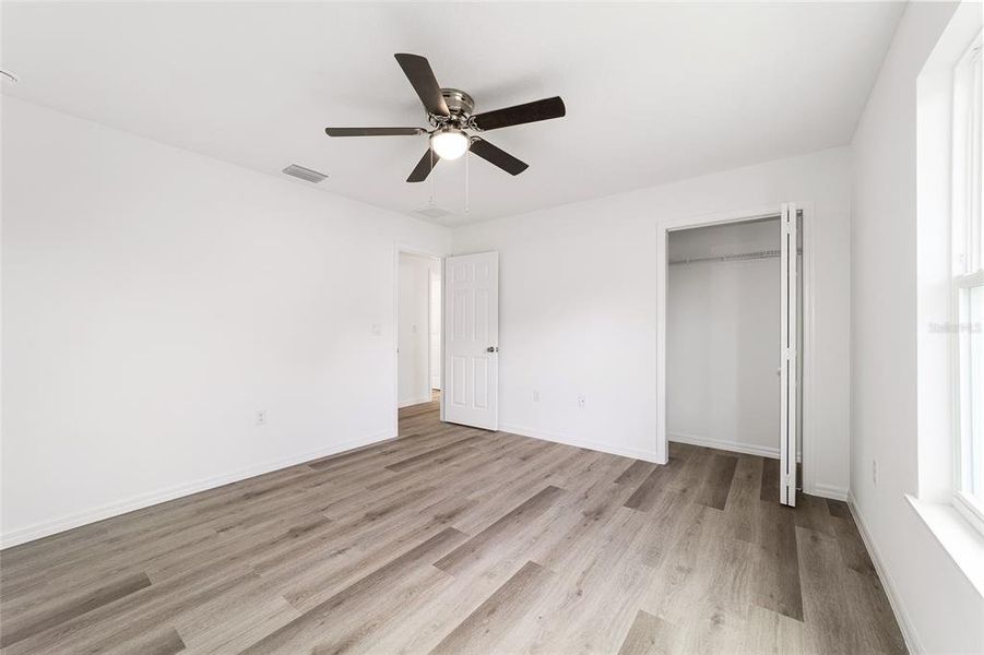 Spacious, unfurnished interior of a new home in , Dunnellon (Image 17). Spacious, unfurnished interior of a new home in , Dunnellon (Image 17).