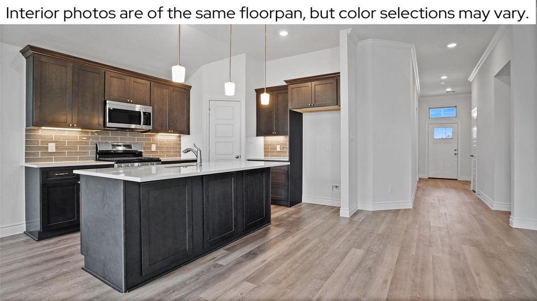 Furnished interior view inside a new home in Grand Oaks Reserve, Cleveland (Image 6). Furnished interior view inside a new home in Grand Oaks Reserve, Cleveland (Image 6).