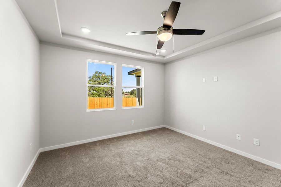 Spacious, unfurnished interior of a new home in Hickory Ridge, Elmendorf (Image 33).