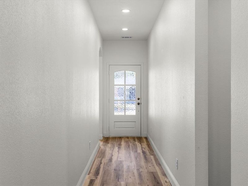 Spacious, unfurnished interior of a new home in , Fort Worth (Image 25).