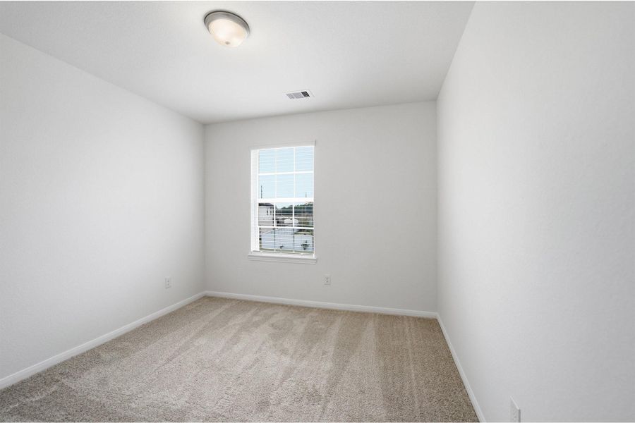 Spacious, unfurnished interior of a new home in Pearlbrook, Texas City (Image 7).