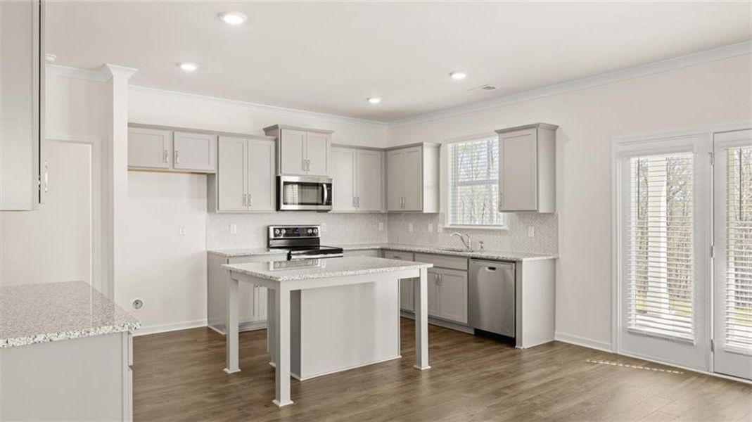 Furnished interior view inside a new home in Kingston Ranch at Lake Oconee, Buckhead (Image 15).