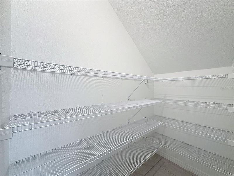 Spacious, unfurnished interior of a new home in , Lakeland (Image 35).