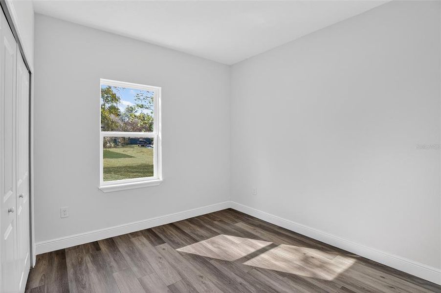 Spacious, unfurnished interior of a new home in , Citrus Springs (Image 16).