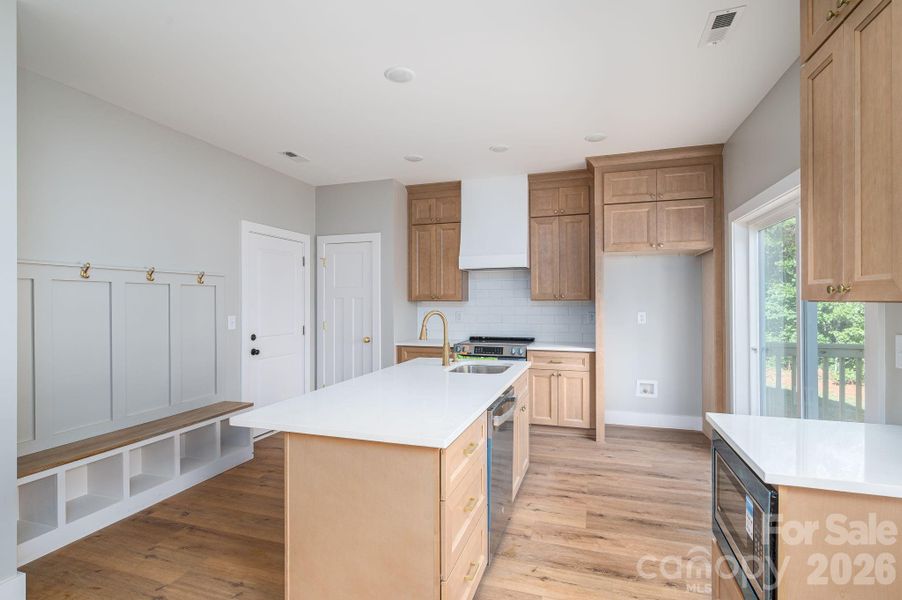 Furnished interior view inside a new home in , Lincolnton (Image 5).