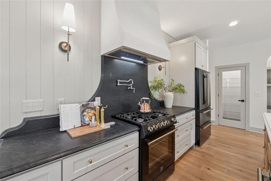 Furnished interior view inside a new home in , Marietta (Image 4).