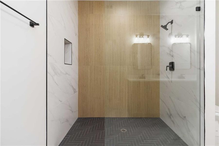 Spacious, unfurnished interior of a new home in , Atlanta (Image 19).