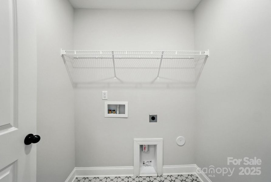 Furnished interior view inside a new home in Summerlin, Mooresville (Image 14).