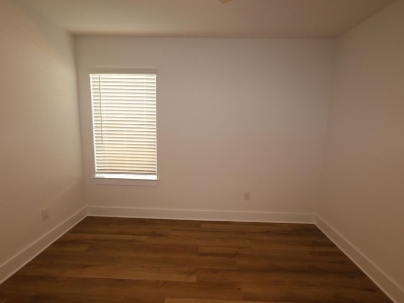 Spacious, unfurnished interior of a new home in Lago Mar, Santa Fe (Image 18).