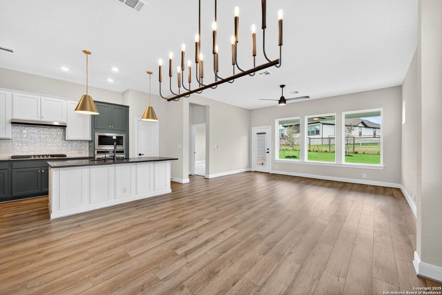 Spacious, unfurnished interior of a new home in The Crossvine 45’, Schertz (Image 16).