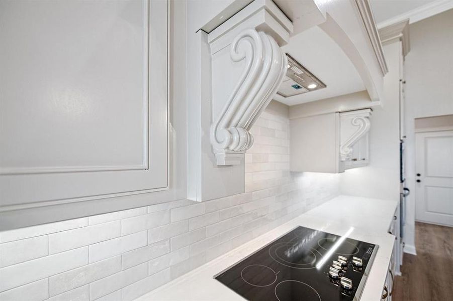 Close-up of interior finishes inside a home in , Waco (Image 18).