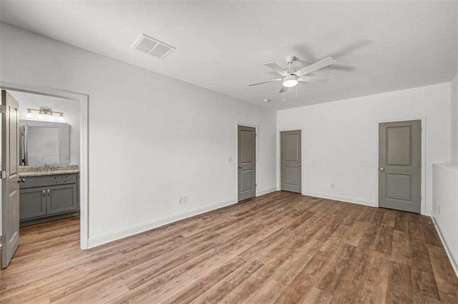 Spacious, unfurnished interior of a new home in , Rome (Image 32).