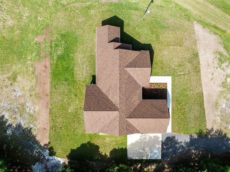 Exterior details and patio area of a home in , Yeehaw Junction (Image 28).